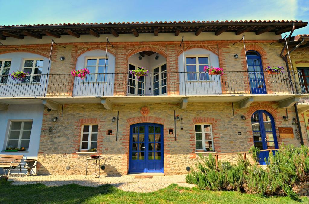 Cascina Il Convivio Guest House Diano d'Alba Exterior photo