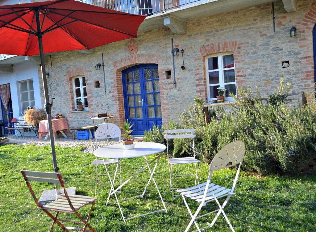 Cascina Il Convivio Guest House Diano d'Alba Exterior photo